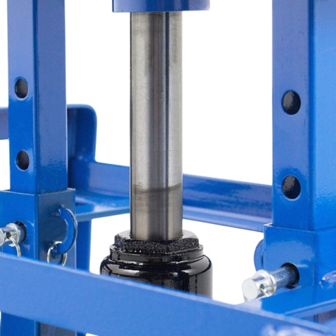 RAMPY Z PODNOŚNIKIEM HYDRAULICZNYM 2 szt.MAX 4T RAMPY Z PODNOŚNIKIEM HYDRAULICZNYM 2 szt.MAX 4T