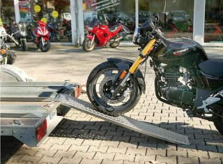 Stalowe rampy najazdowe 400 kg komplet antypoślizgowe 160 cm do transportu