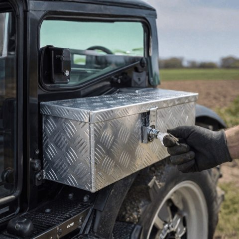 Skrzynia aluminiowa transportowa 25l srebrna zamykana na klucz wodoodporna